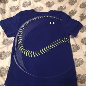Under Armor top