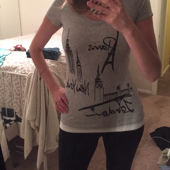 Banana republic tee