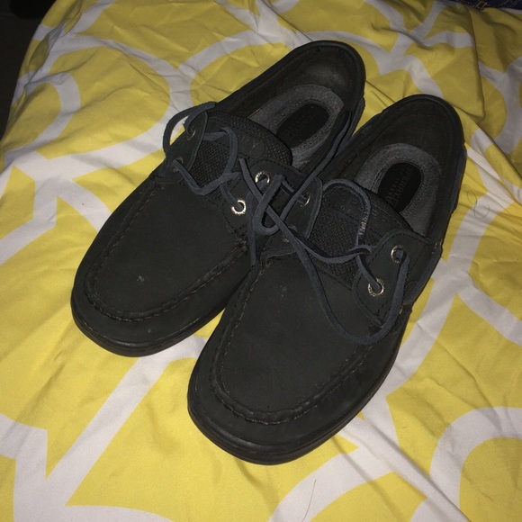 All black Sperry's