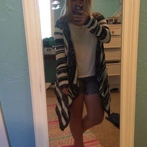 Black and white long sleeve sweater