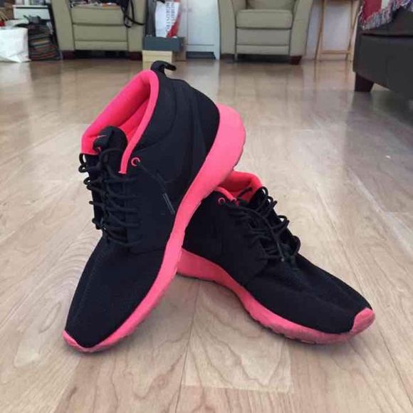 Roshe Mid