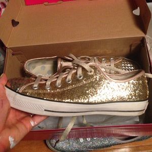 Gold sparkle converse style shoe