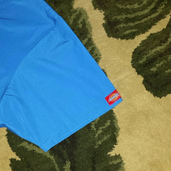 Scrub Top - Picture 3 of 3