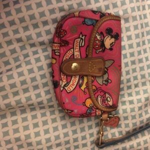 Dooney and Burke clutch, Disney addition