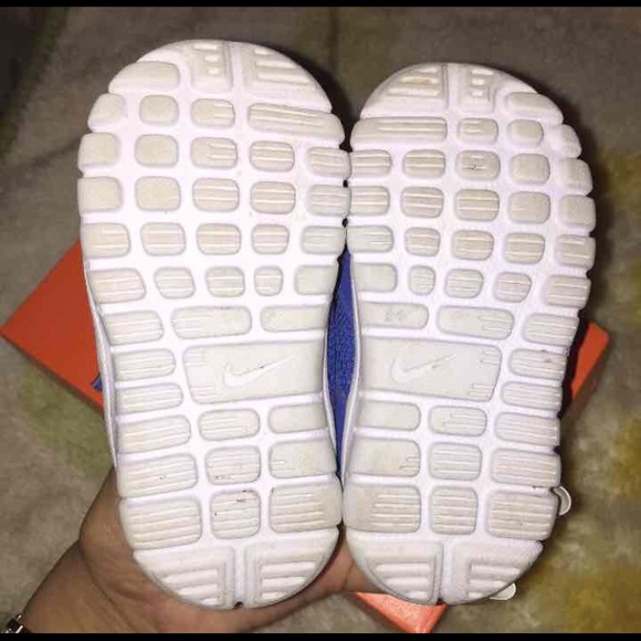 🚫SOLD🚫 Toddler Nike Size 6❤️ - Picture 4 of 4