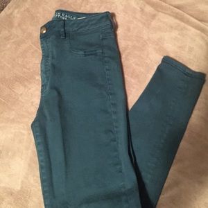 Barely worn AE sz 6 hi-rise jegging!