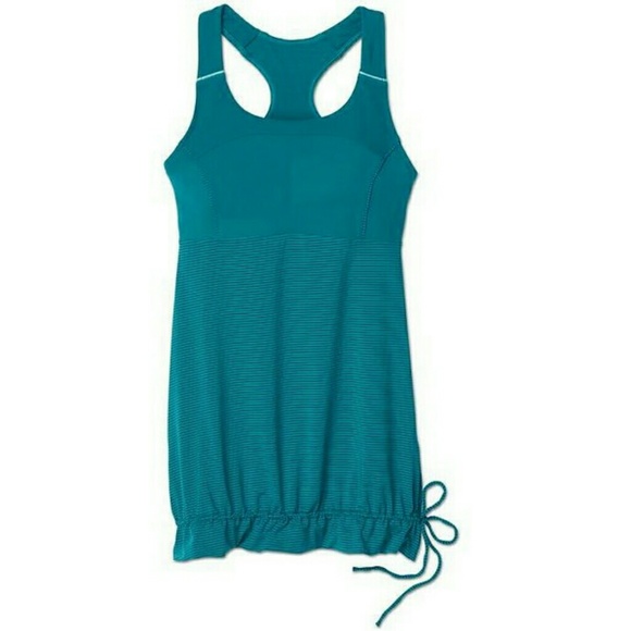 **SOLD**Athleta Skills and Drills Tanks