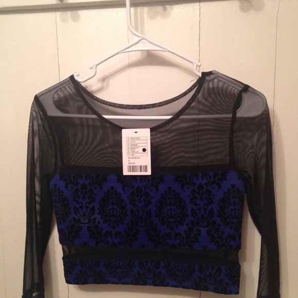 Urban Outfitters - Blue Suede Crop Top - Picture 3 of 3