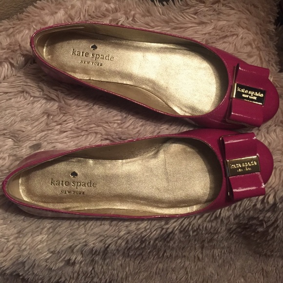 Beautiful magenta patent leather flats