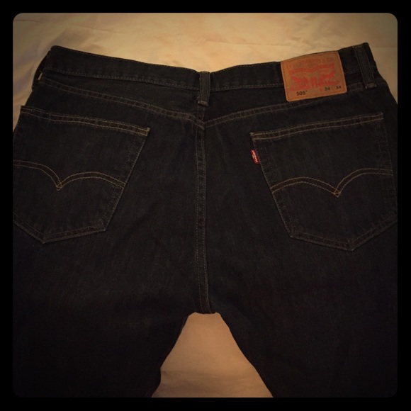LEVI STRAUSS & CO. Men's 505 (34 x 34)