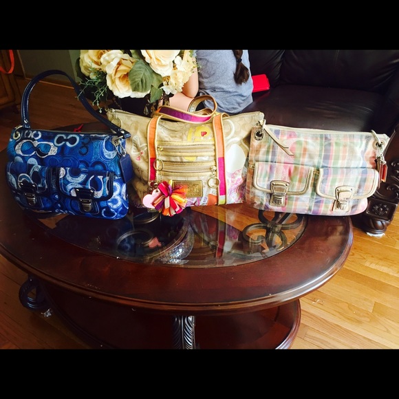 Bundle of 3 coach purses in great condition