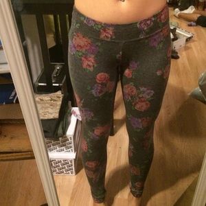 Floral garage leggings