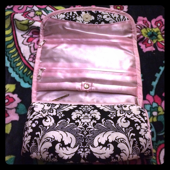 {Paisley Travel Jewelry Bag}