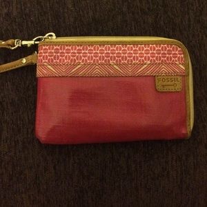 Fossil wristlet