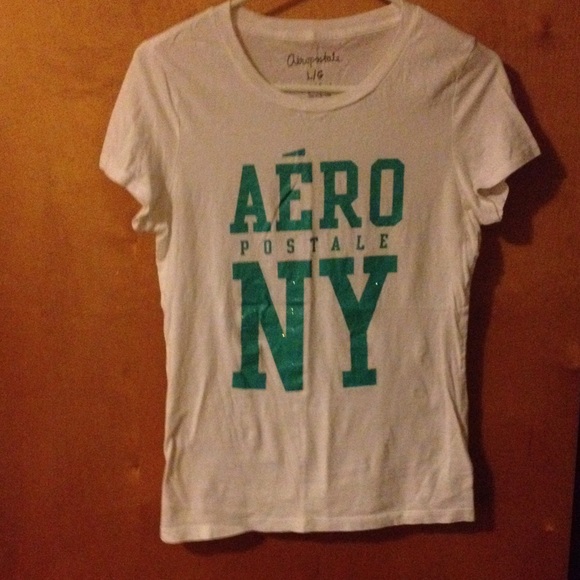Aeropostale v-neck
