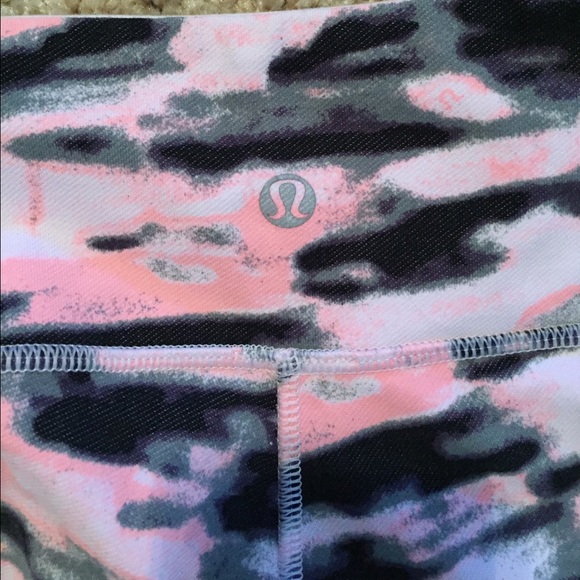 🔴SOLD IN BUNDLE!🔴 - Picture 2 of 2