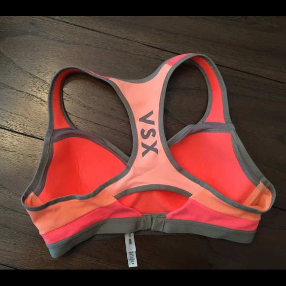 VS Sports Bra 34b