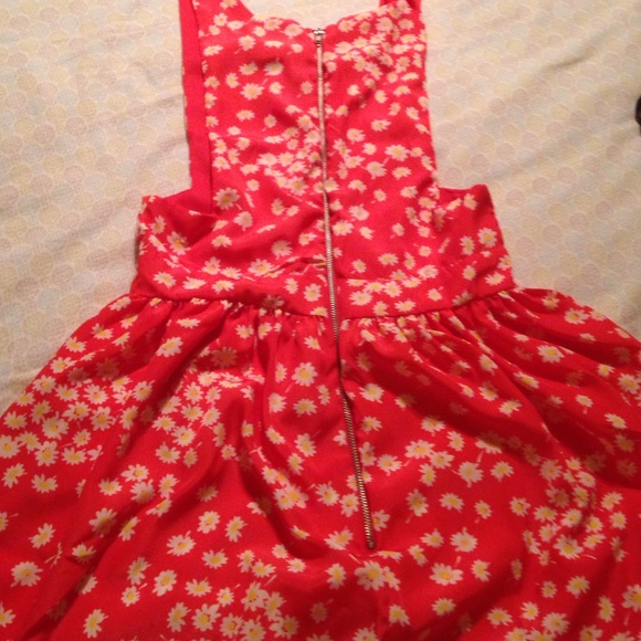 Wet seal summer dress - Picture 3 of 3