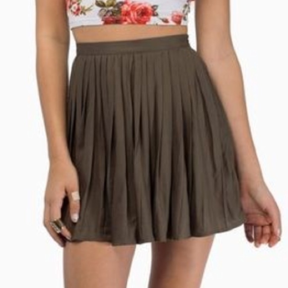 TOBI Skirt NWOT
