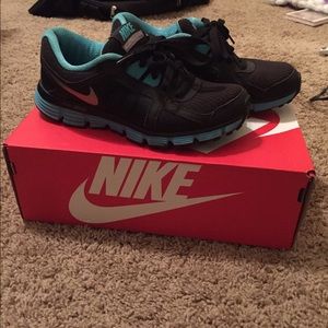 Nike Dual Fusion