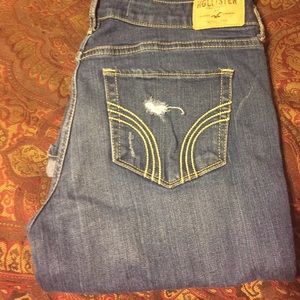 hollister ripped jeans light wash