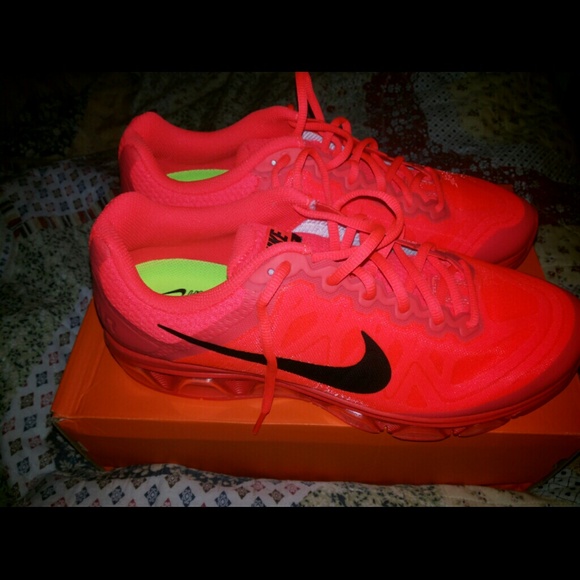 Shoes - Picture 3 of 3