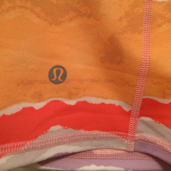 Lululemon Dancing Warrior Tank 2 NWT - Picture 4 of 4