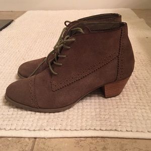 G.H.Bass porter boots light brown suede size 7m