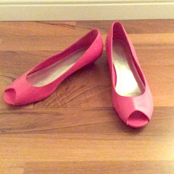 Hot pink flats with baby heel size 8.5