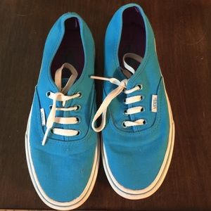 *@kayleepalmer7* Bright Blue Vans