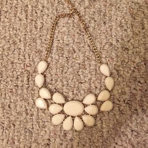 Statement necklace