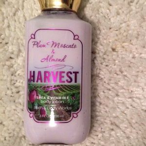 Plum Moscato & Almond Harvest