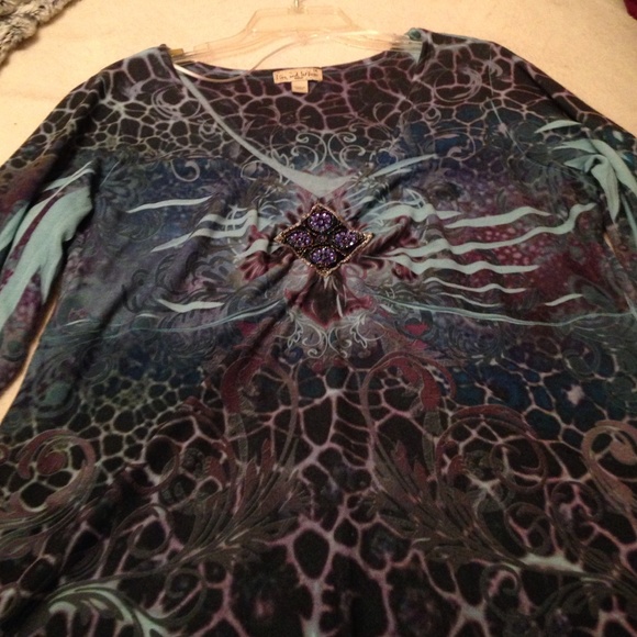 Long tunic top with embellishment