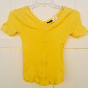 5.Armani Exchange top