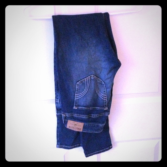 Hollister Dark Wash Jeans