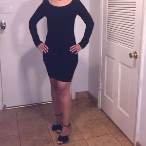 FINAL SALE BCBGeneration long sleeve short DRESS