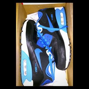 Black & Blue Air max