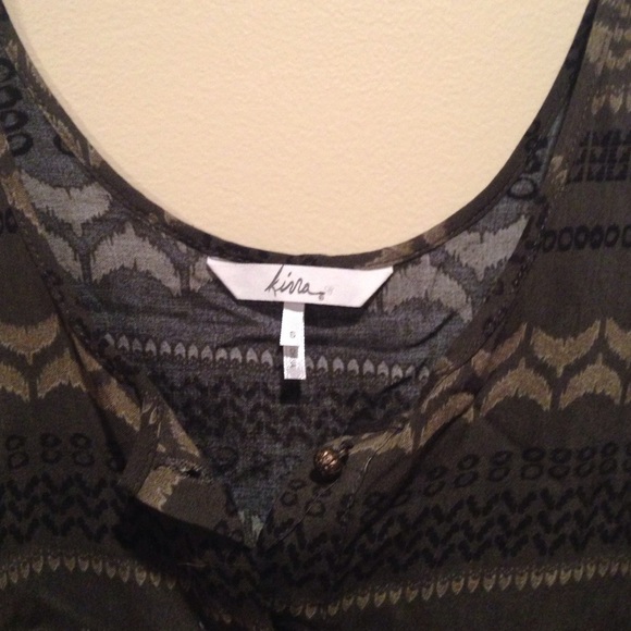 Olive Patterned Button Up Tank - Picture 2 of 3