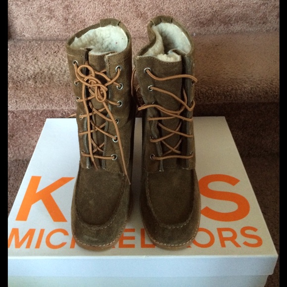 Olive green Michael Kors