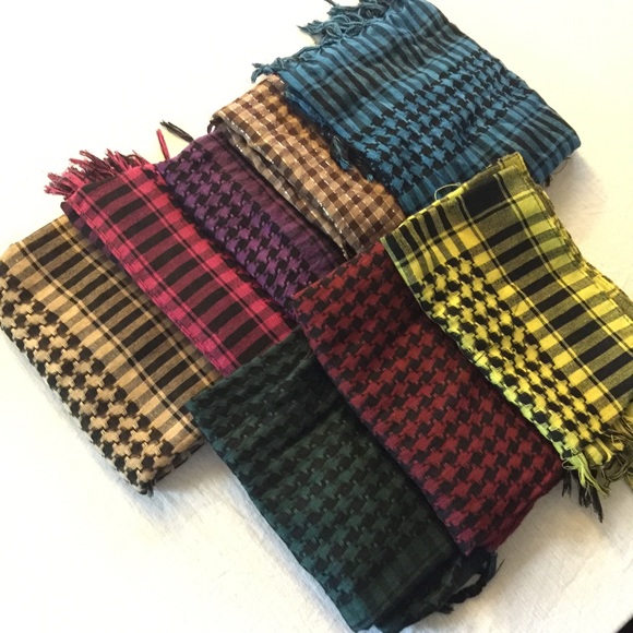 ❌SOLD❌Scarves 2 for $5 - Picture 2 of 4