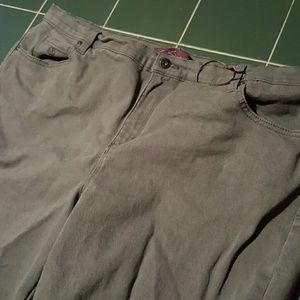 Gloria Vanderbilt jeans