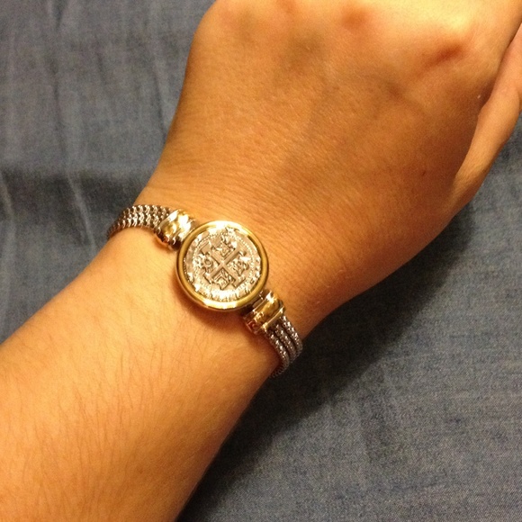 SOLD Multi Chain Magnetic Bracelet with Coin - Picture 2 of 4