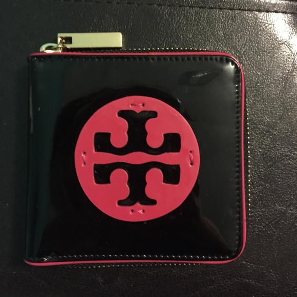 Tory Burch Wallet, SOLD