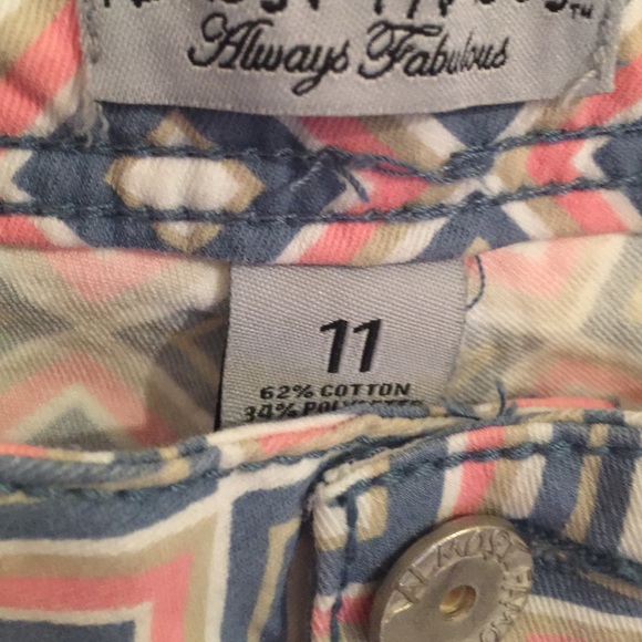 Printed Skinny jeans NOT 8s BUT FIT LIKE 8s - Picture 2 of 2