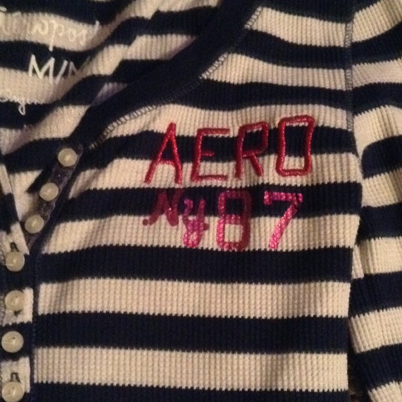 Top - Picture 2 of 3