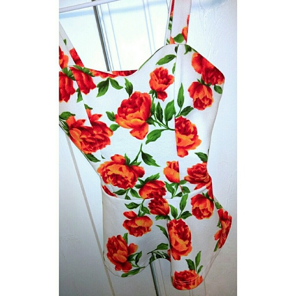 Floral flared top