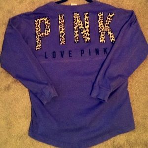 VS PINK Varsity Crew