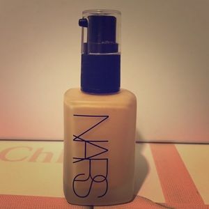 Nars Santa Fe Sheer Matte Foundation