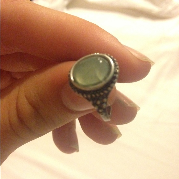 Brandy Melville ring