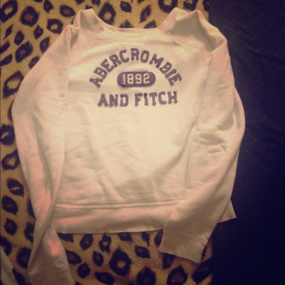 Abercrombie & Fitch Sweater
